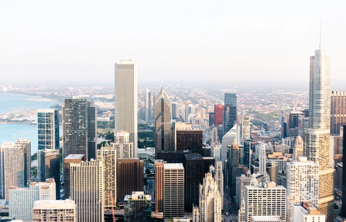 5 Ways to Stay Active While Traveling in a New City