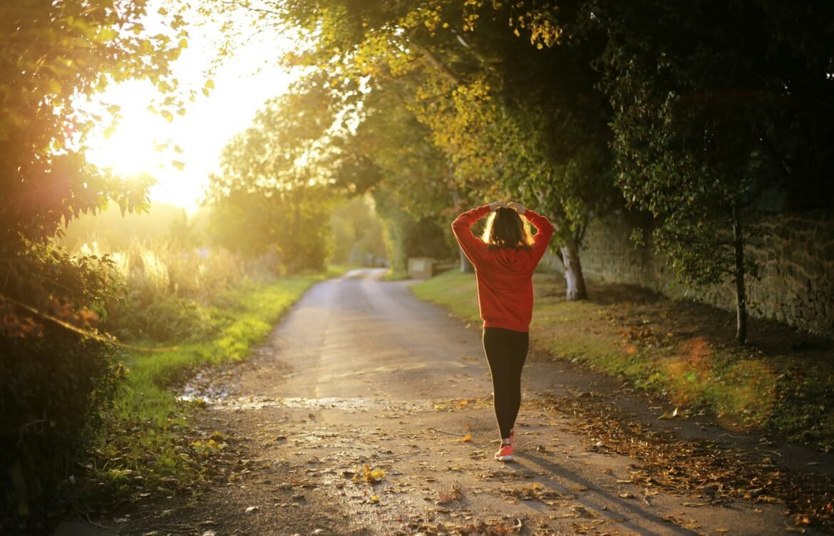 How Multitasking During Meals Derails Your Health Goals
