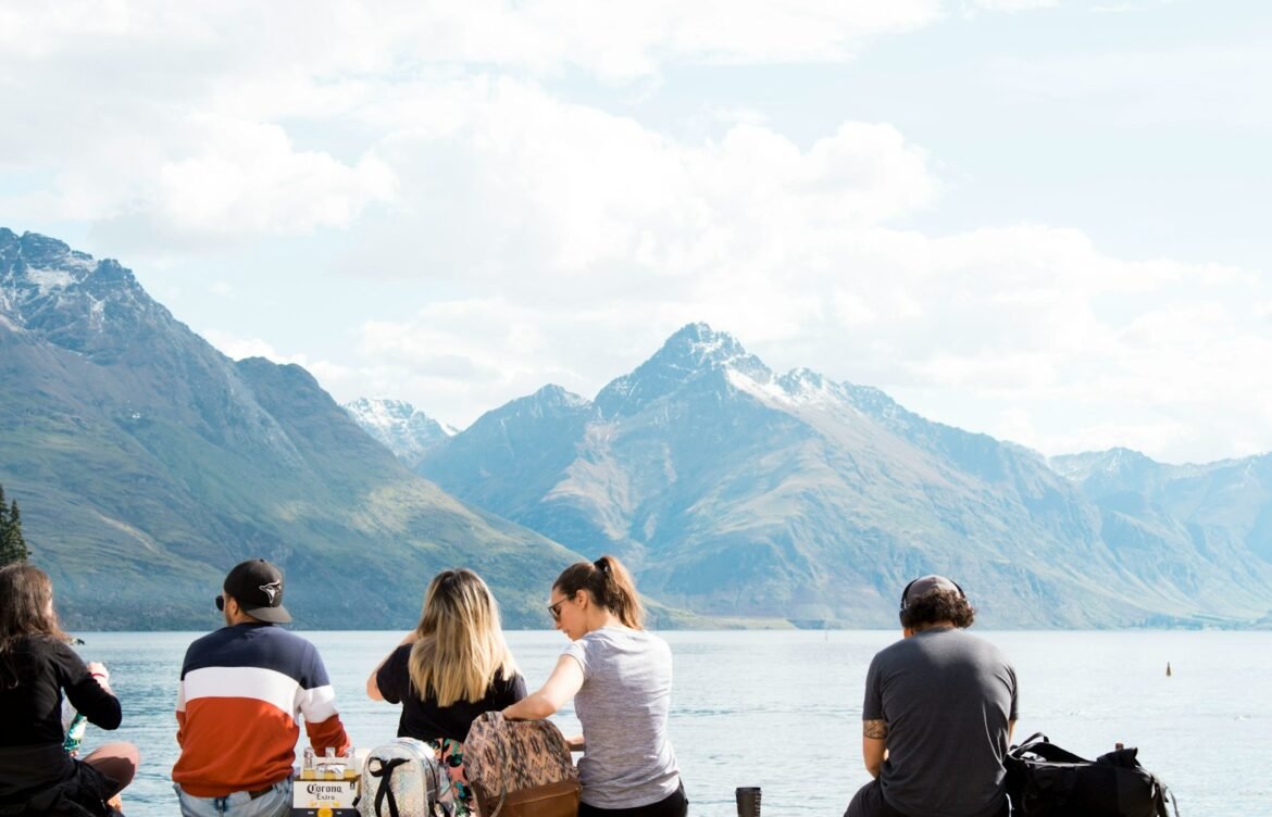 How to Stop Weekend Overeating Without Feeling Deprived