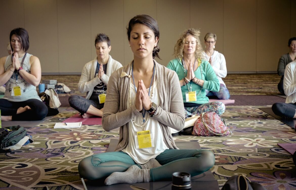 Top Guided Meditations for Healthy Eating Habits and Mindfulness