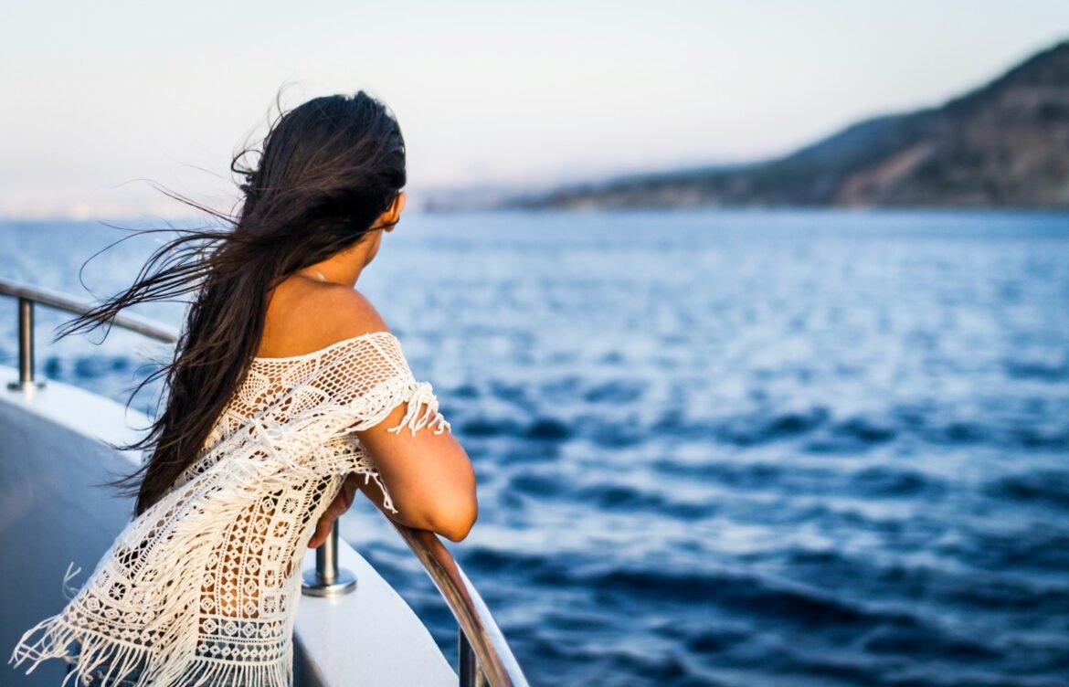 Mindful Eating Tips for a Healthy Cruise Experience